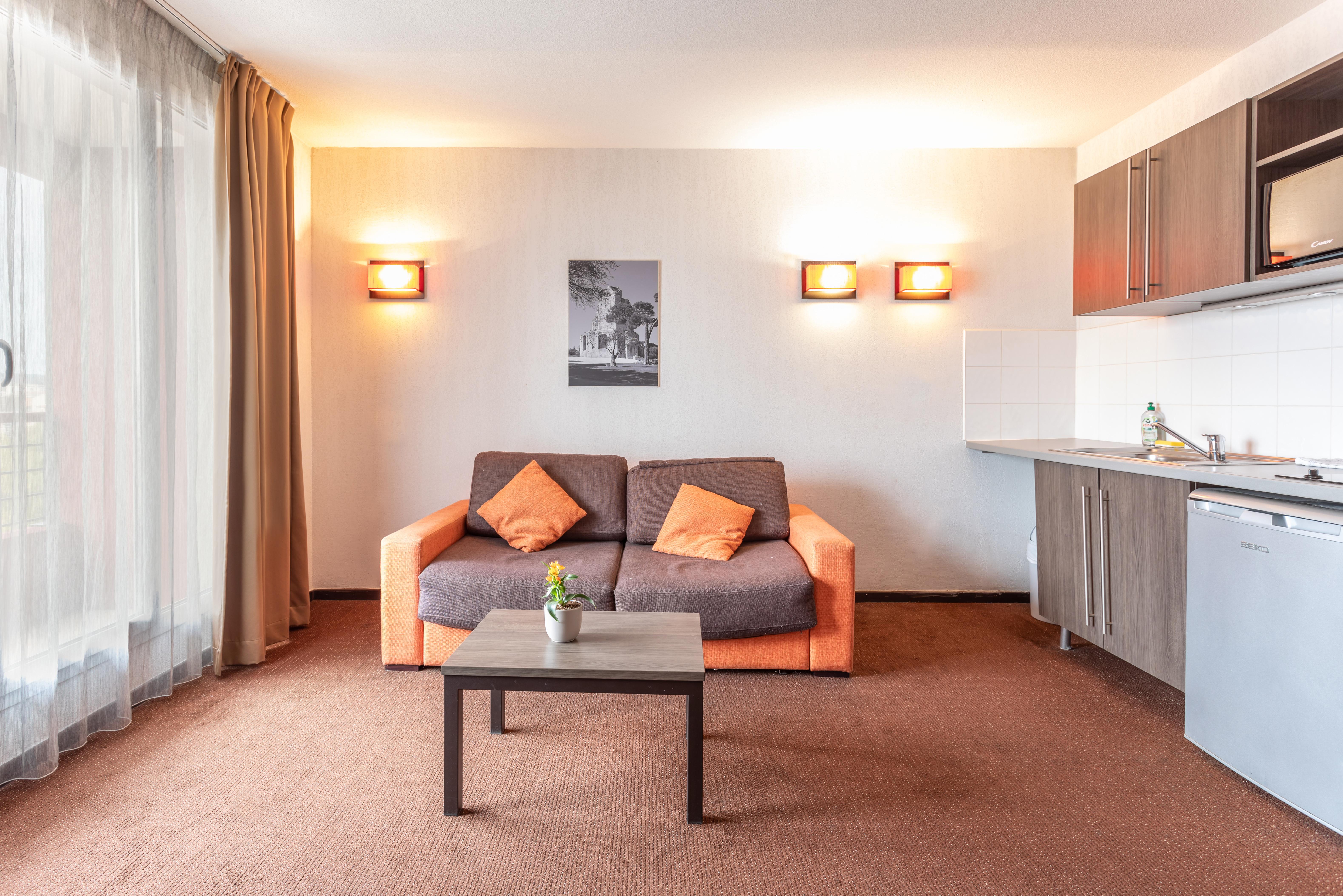 Comfort Aparthotel Nimes Centre Exteriér fotografie