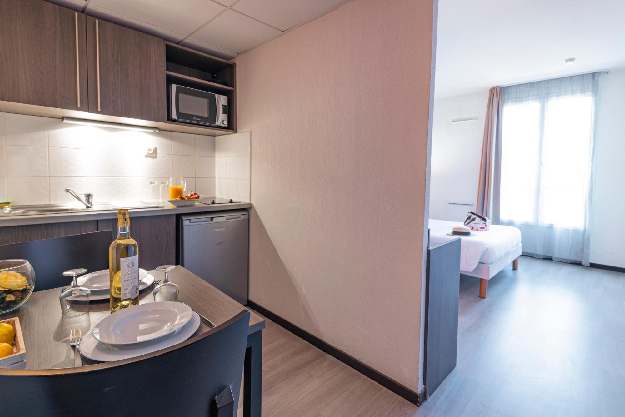 Comfort Aparthotel Nimes Centre Exteriér fotografie